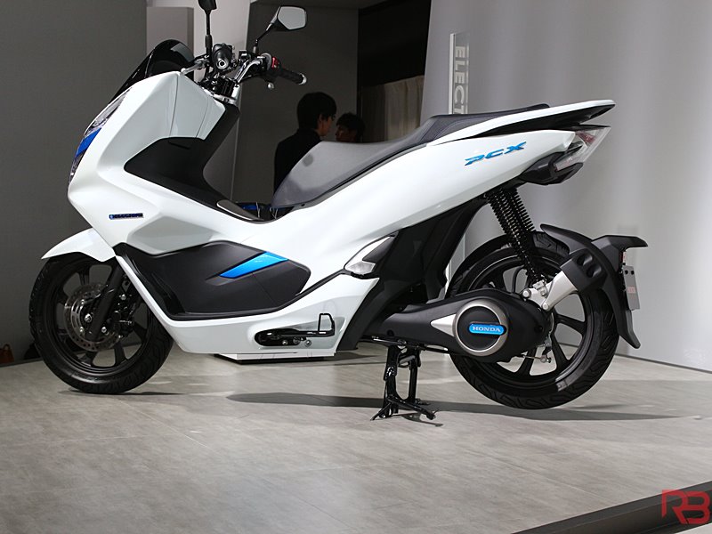 เปิดสเป็ค Honda PCX EV ชาร์จครั้งเดียว วิ่งไกล 41 ก.ม. | Ridebuster.com