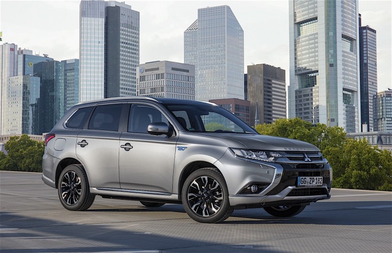 Комплектации mitsubishi outlander phev